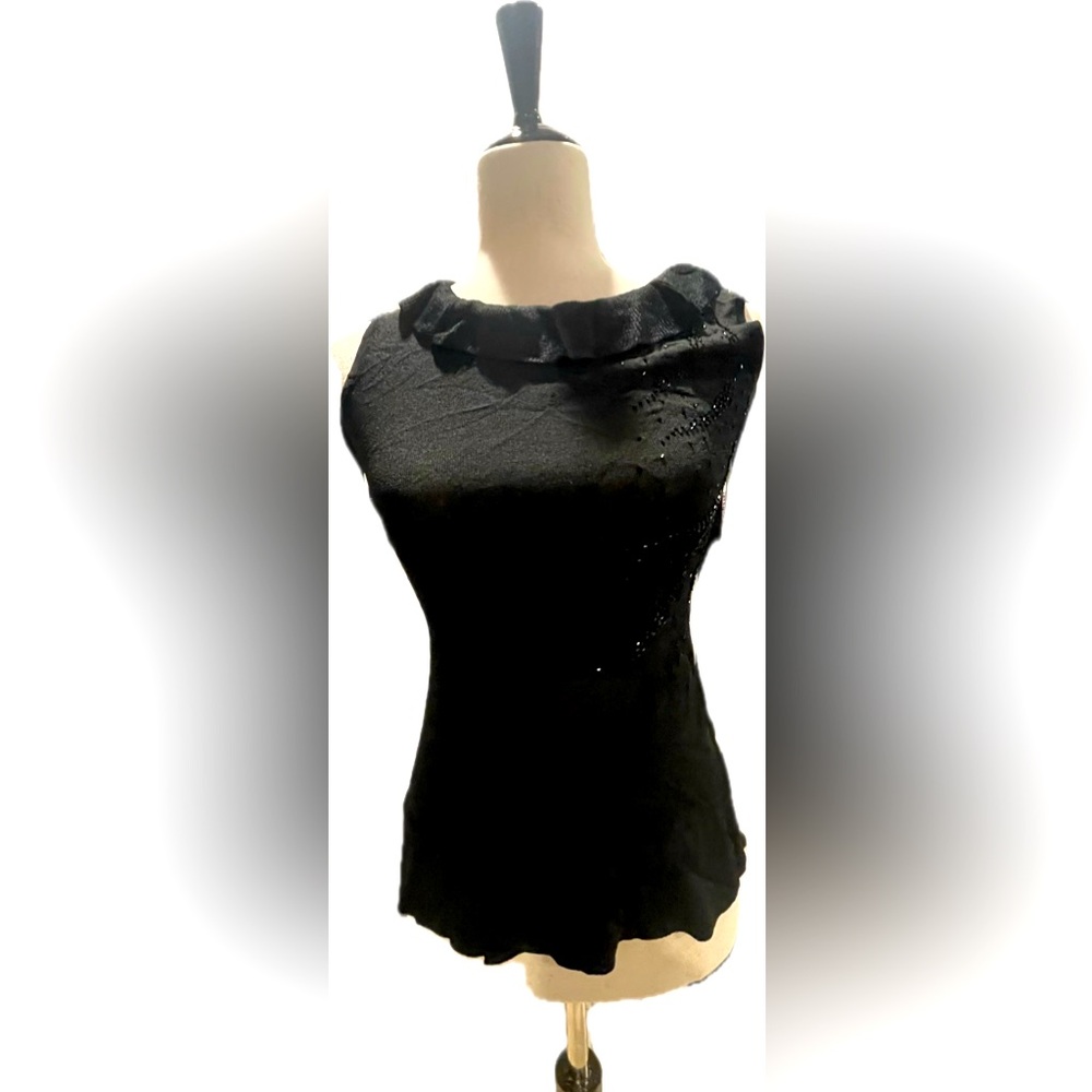 Cal Fashion black knit sleeveless beaded ruffle sleeveless top S NWT